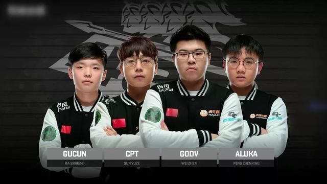 尤其在他家 尤其在他家